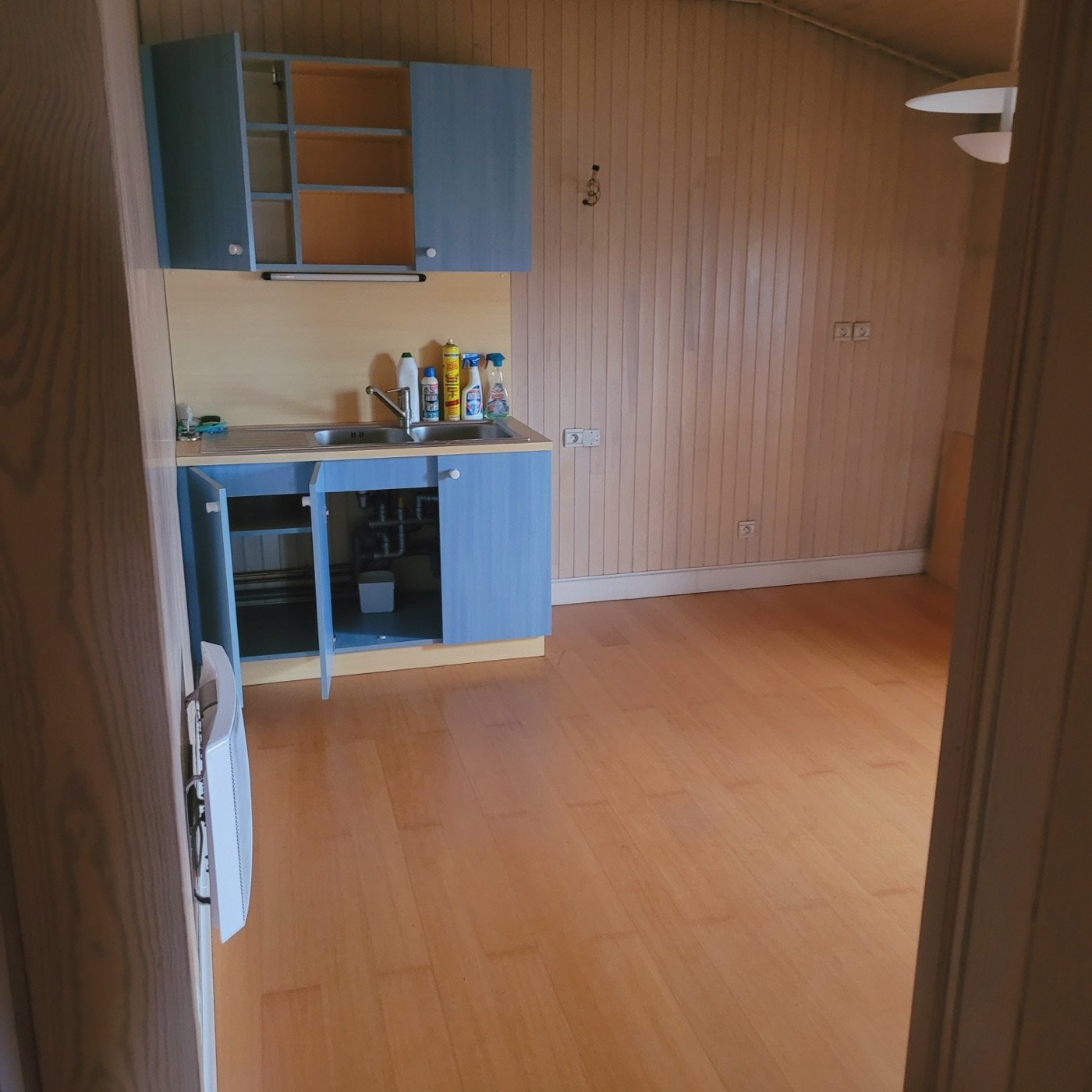 Cuisine vers chambre · angle 1, lot 13, état actuel