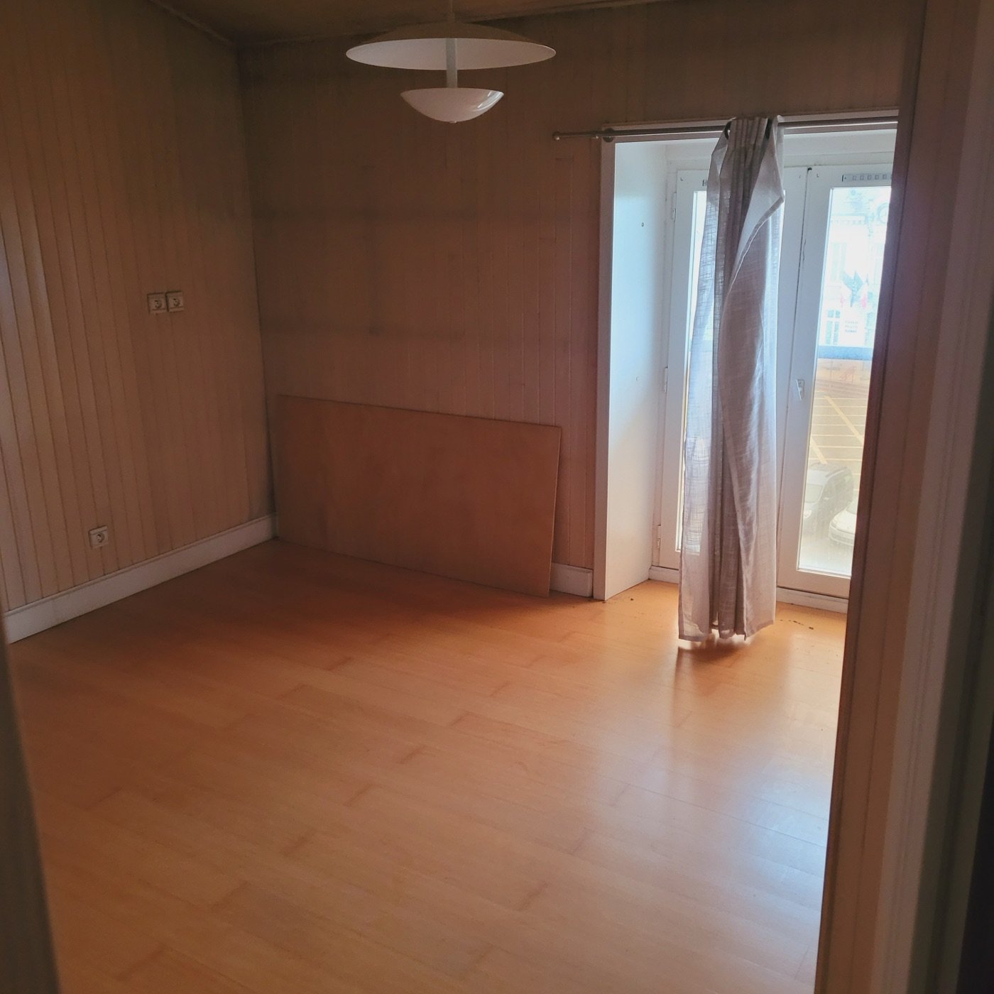 Cuisine vers chambre · angle 2, lot 13, état actuel